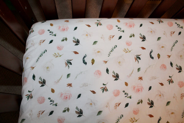Magnolia Floral Fitted Crib Sheet